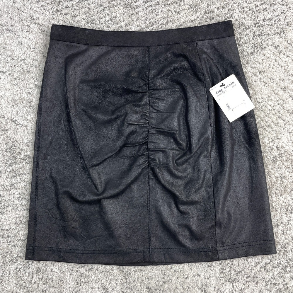 Free People Skirt Womens XS Miniskirt Ruched Faux Leather Black Stretch New NWT - Picture 2 of 8